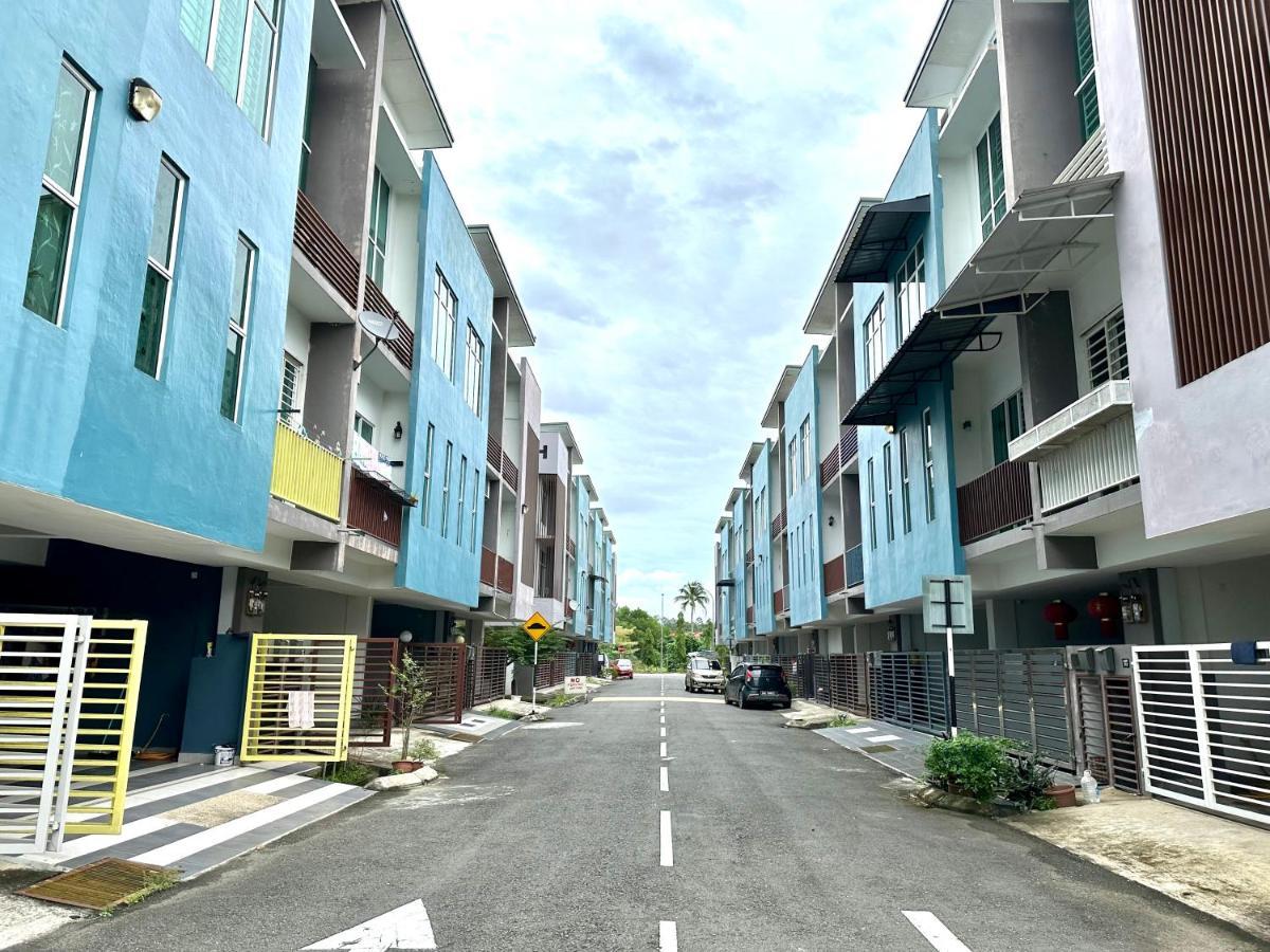 Springfield 3-Storey Cheerful Townhouse #Yoyo Homestay 仙那港 外观 照片